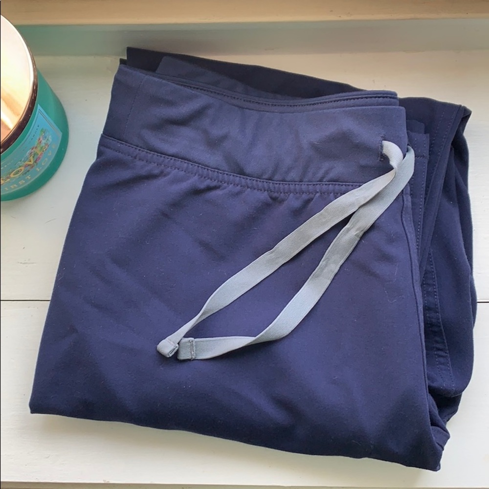 Livingston basic scrub pants